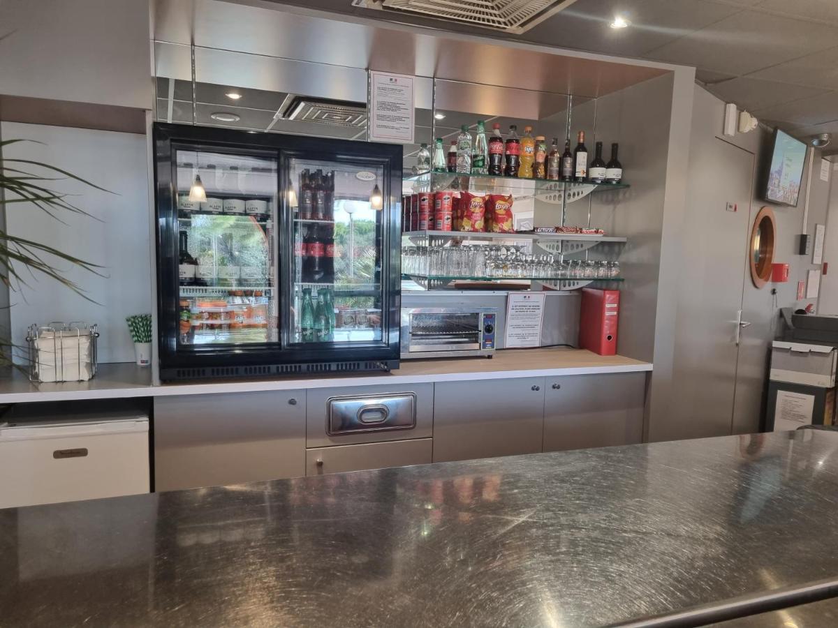 Hotel Ace Travel - A9 Montpellier Sud