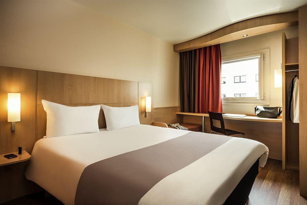 Ace Travel - A9 Montpellier Sud Hotel 3*