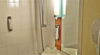 Hotel Ace Travel - A9 Montpellier Sud